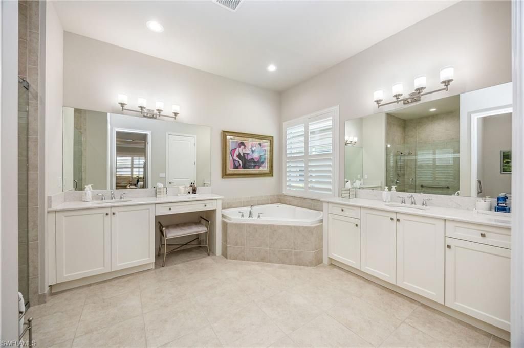 28554 Wharton Dr, Bonita Springs, FL 34135 Photo