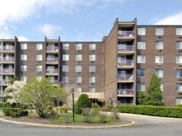 225 S Rohlwing Road , Unit 514, Palatine, IL 60074