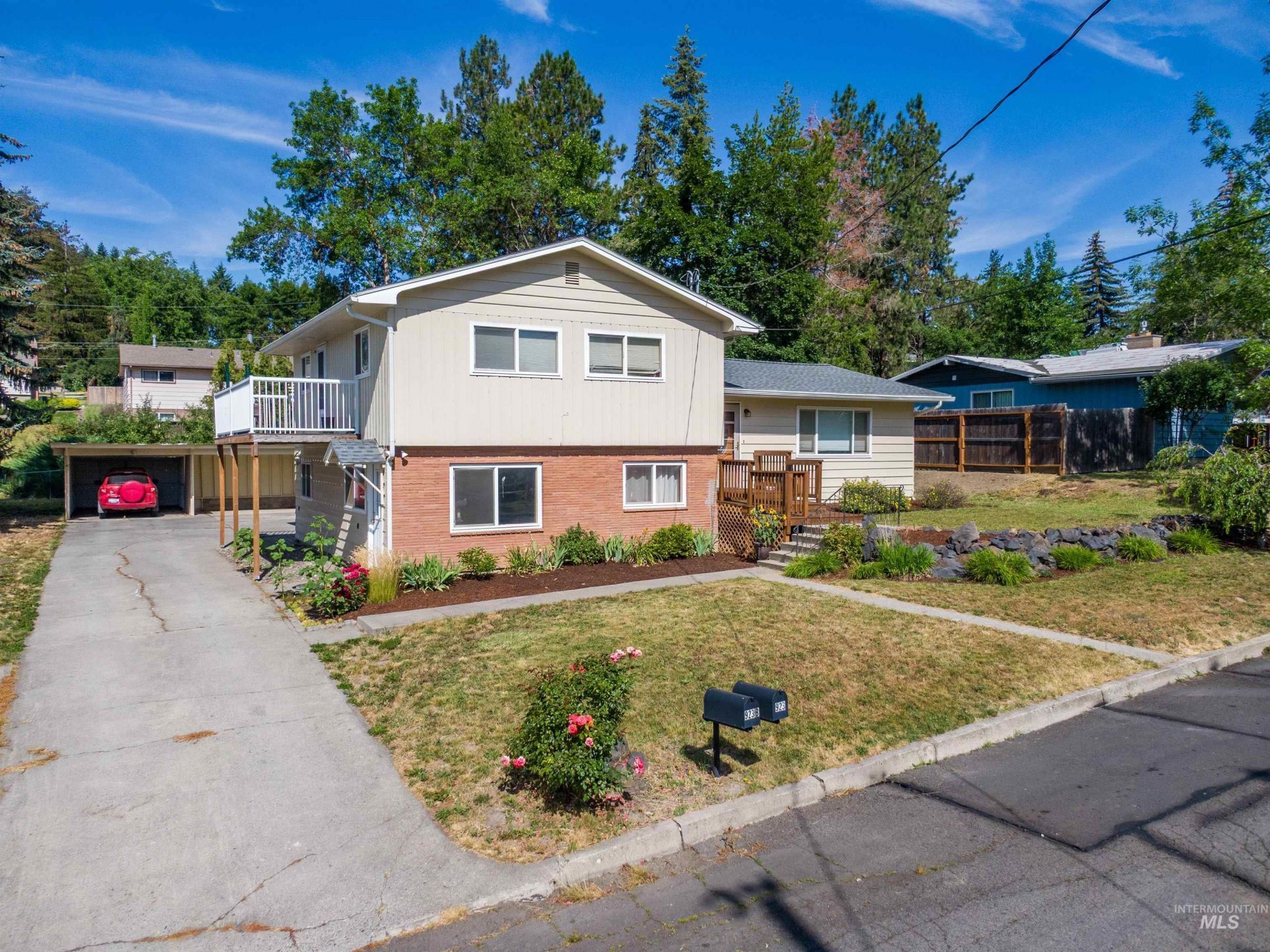 923 N Cleveland St, Moscow, ID 83843 Main Photo
