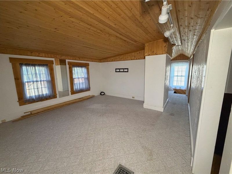 1512 Wyoming Avenue, East Liverpool, OH 43920 Photo 24