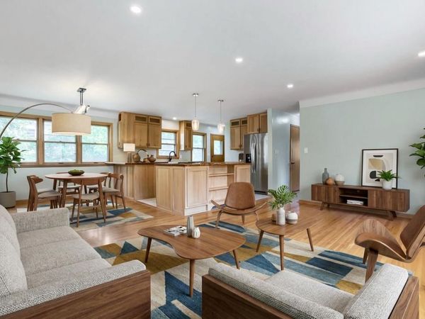49 Belvidere Street E, Saint Paul, MN 55107