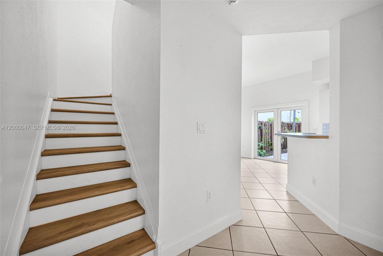8885 SW 221st Ter, Cutler Bay, FL 33190 Photo