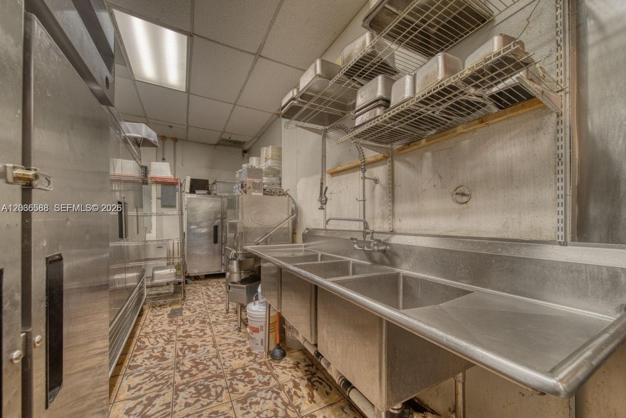 Mexican Restaurant For Sale In Sunny Isles Beach , Sunny Isles Beach, FL 33160 Photo