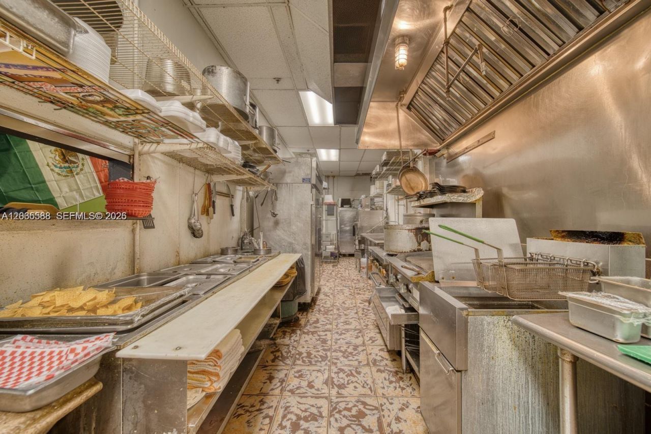 Mexican Restaurant For Sale In Sunny Isles Beach , Sunny Isles Beach, FL 33160 Photo