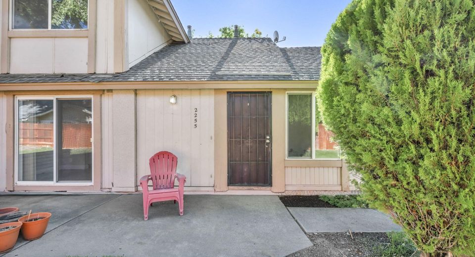2255 Oppio Street, Sparks, NV 89431 Photo