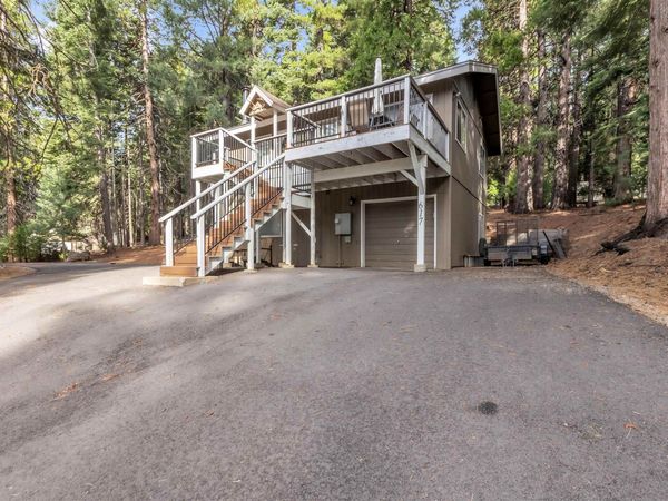 617 E Burnt Cedar Road, Lake Almanor, CA 96137