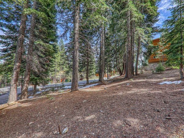 12388 Falcon Point Place , Truckee, CA 96161