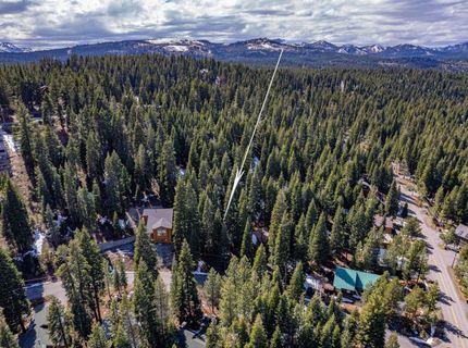 12388 Falcon Point Place , Truckee, CA 96161 Photo