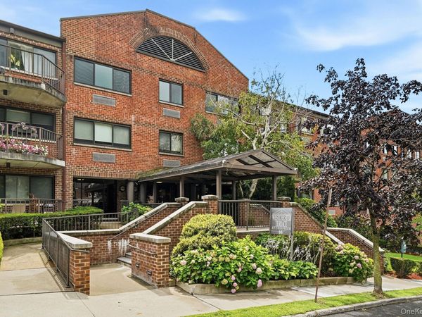 66 Crisfield Street, Unit 2K, Yonkers, NY 10710