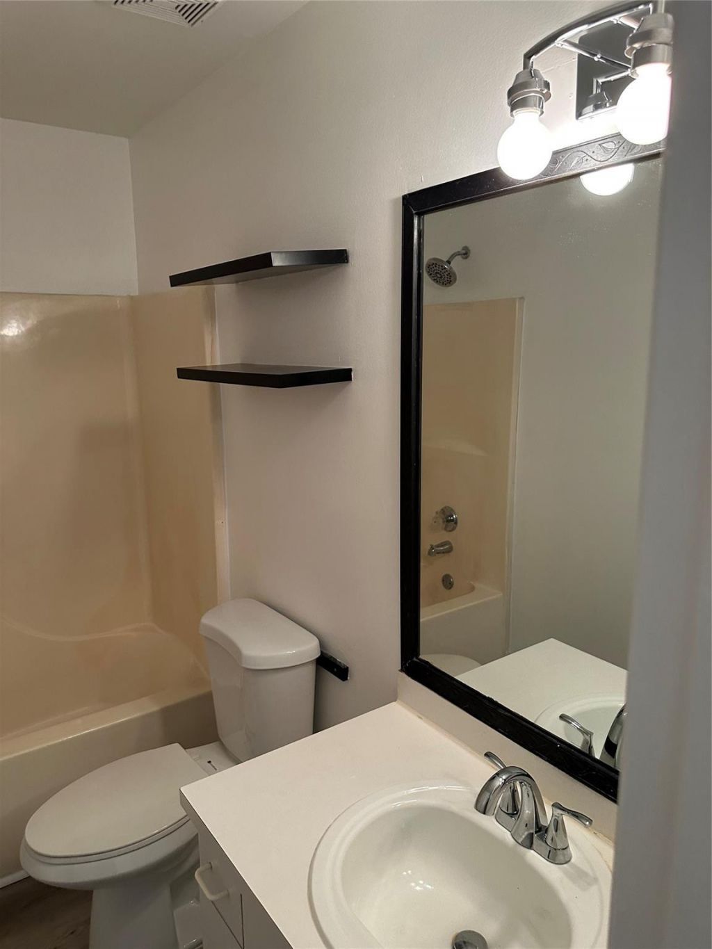 2825 Stoneway Lane, Unit 2825, Fort Pierce, FL 34982 Photo
