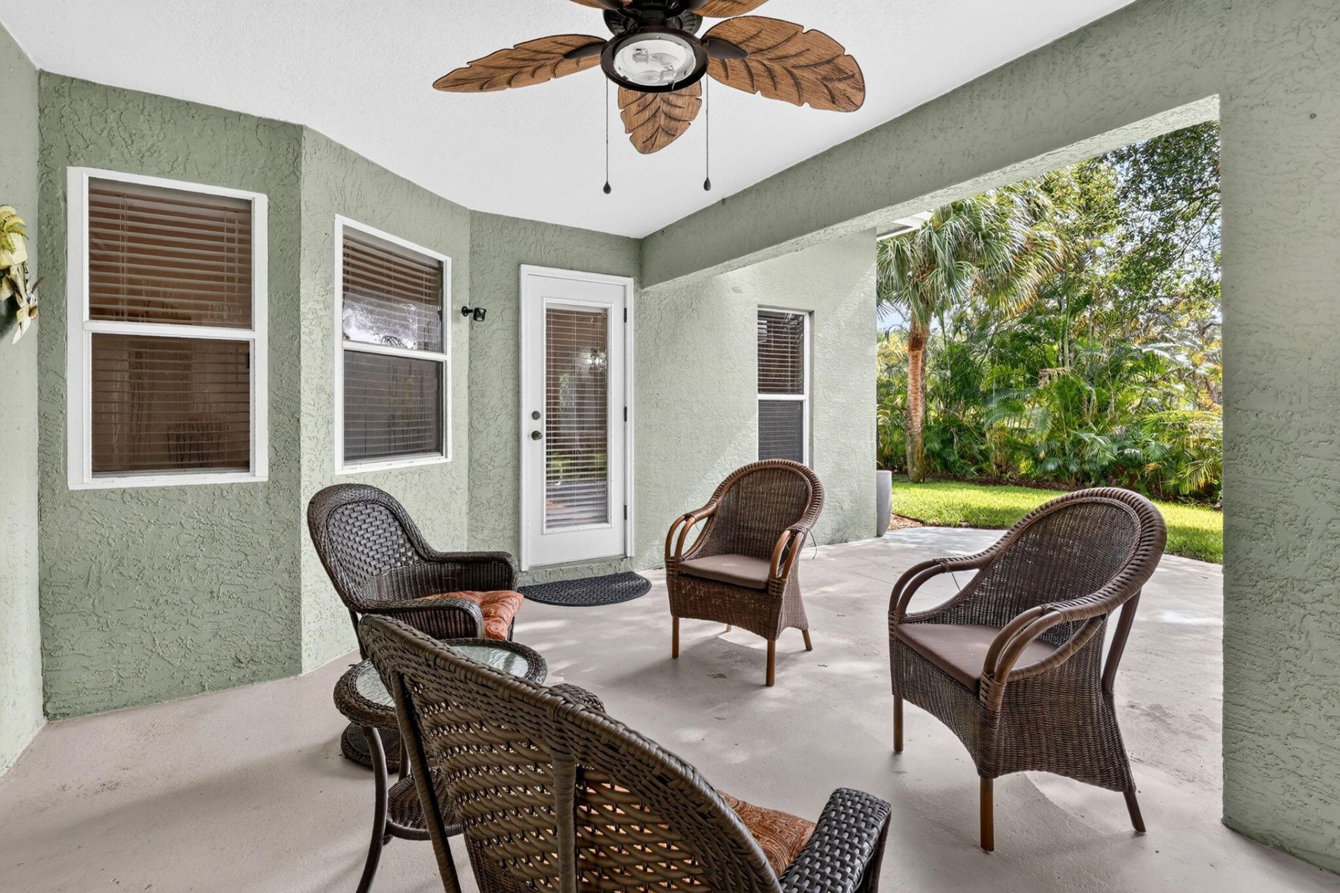 3913 58th Circle, Vero Beach, FL 32966 Photo