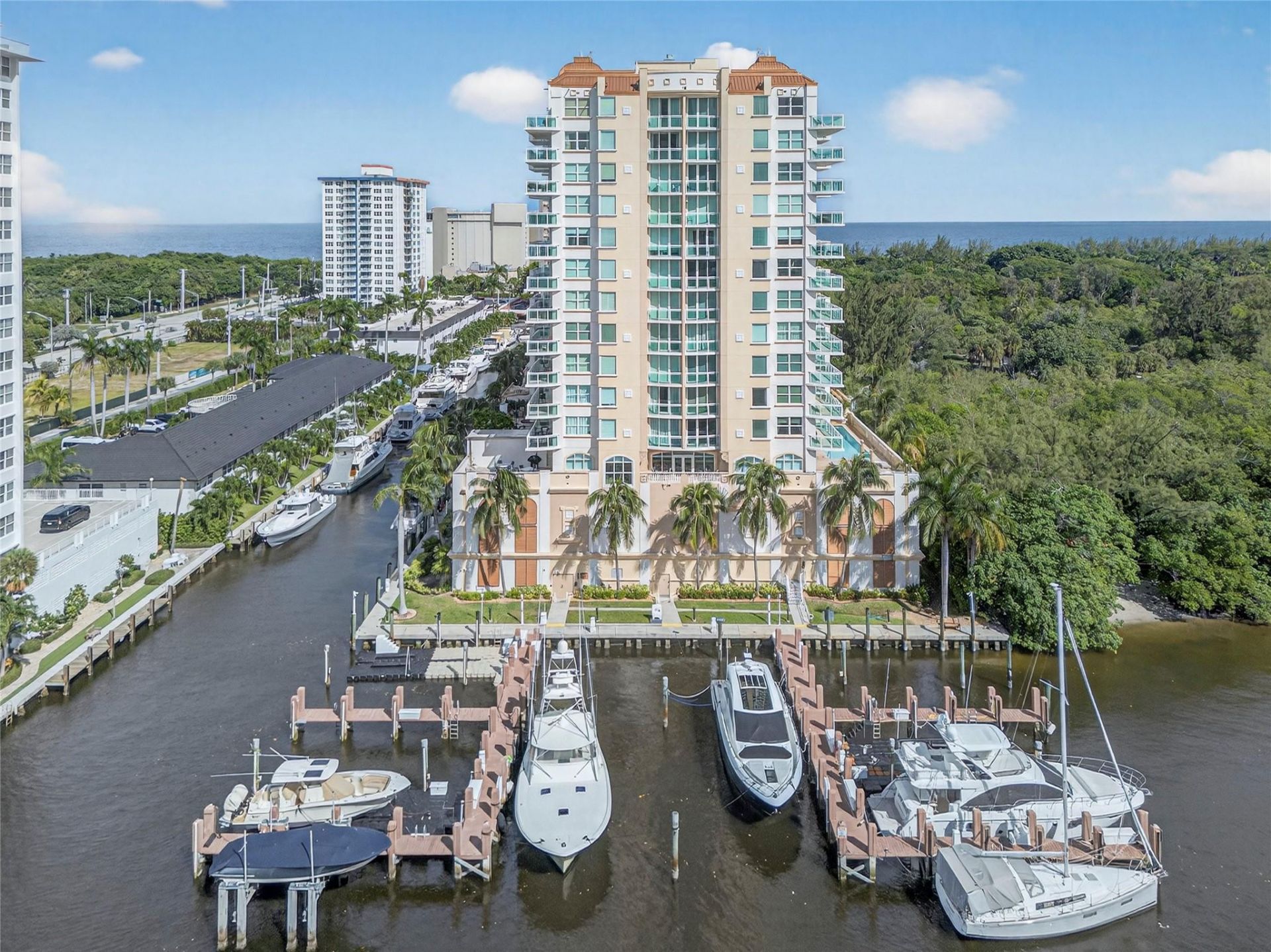 2845 NE 9th Street, Unit 806, Fort Lauderdale, FL 33304 Photo