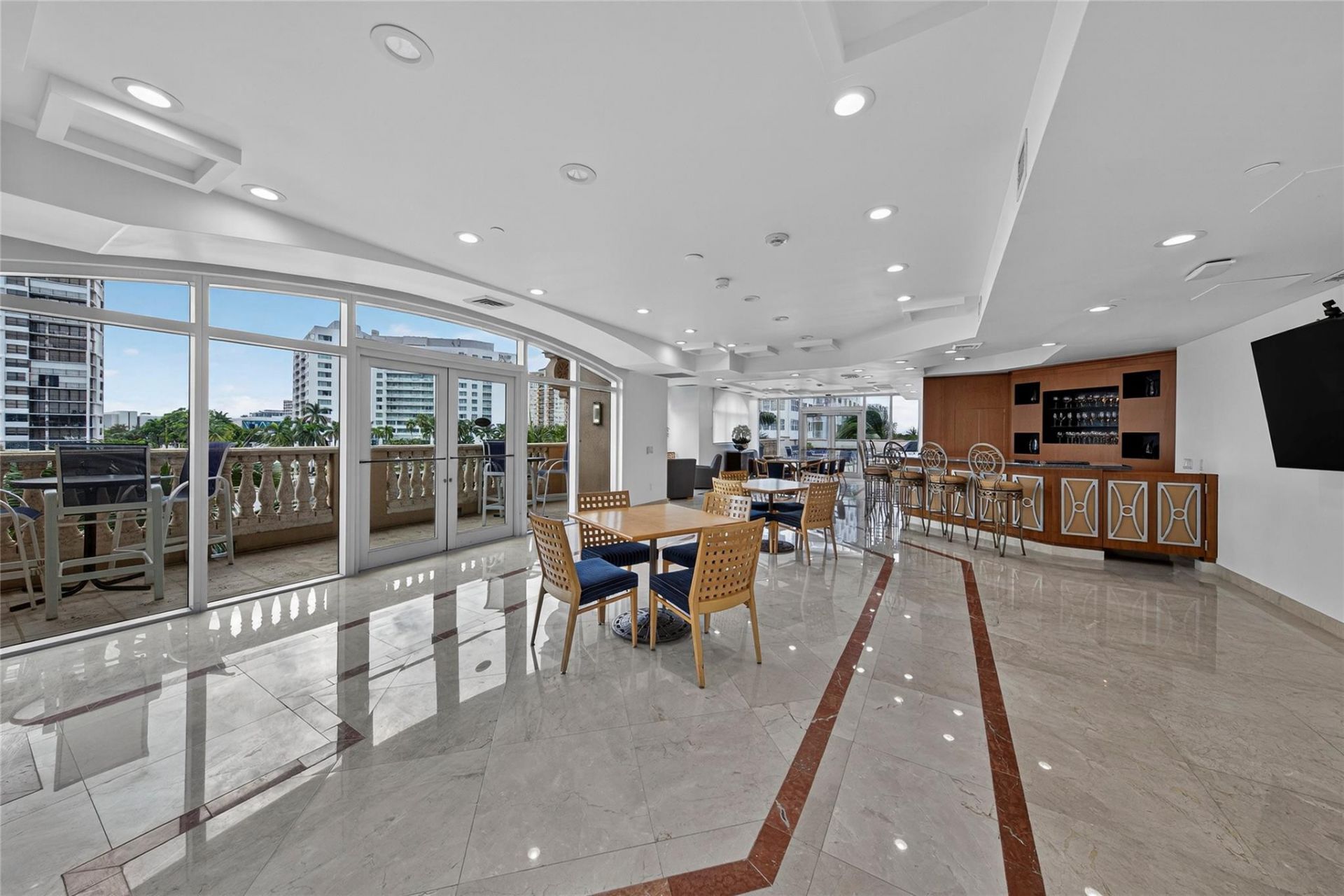2845 NE 9th Street, Unit 806, Fort Lauderdale, FL 33304 Photo