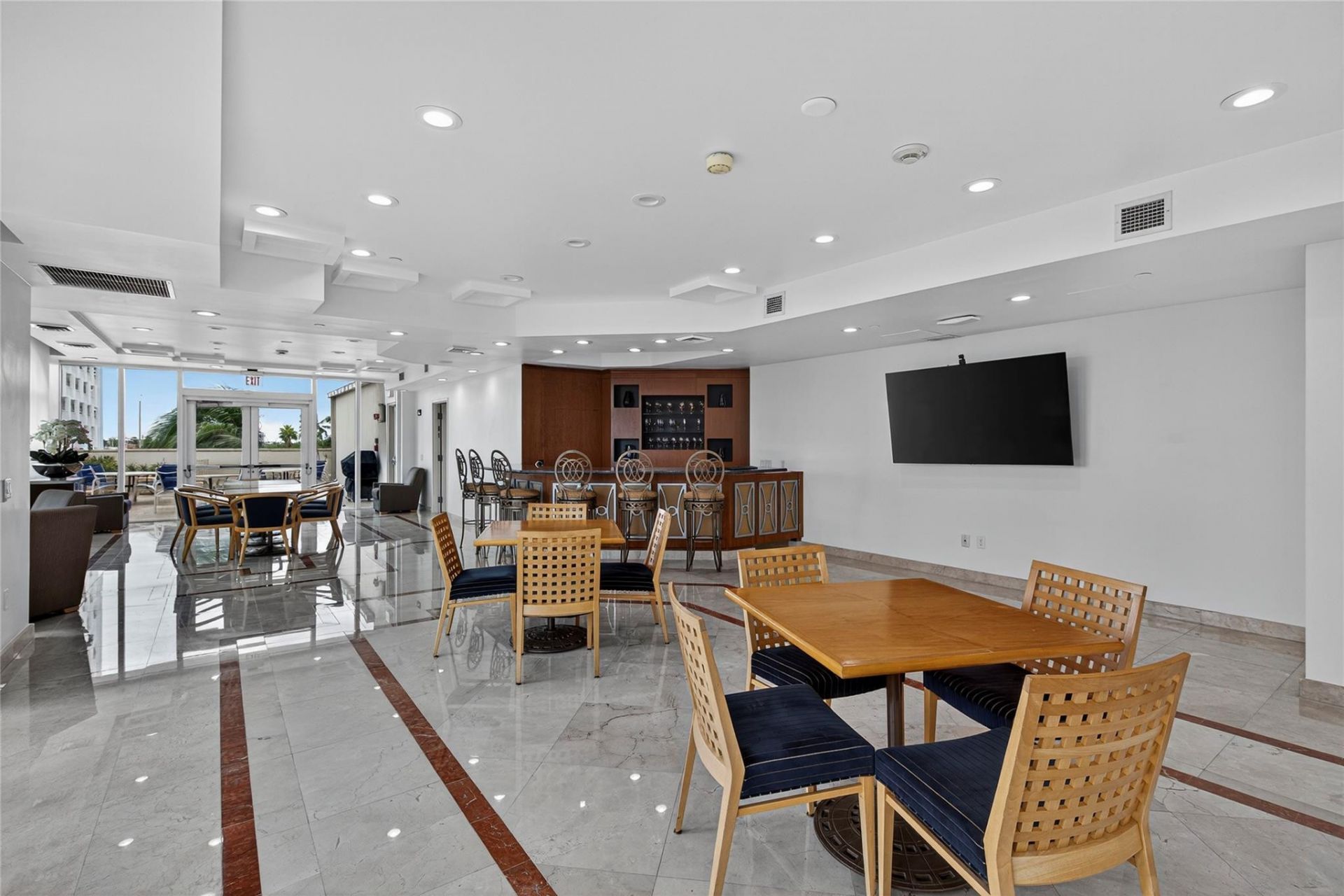 2845 NE 9th Street, Unit 806, Fort Lauderdale, FL 33304 Photo