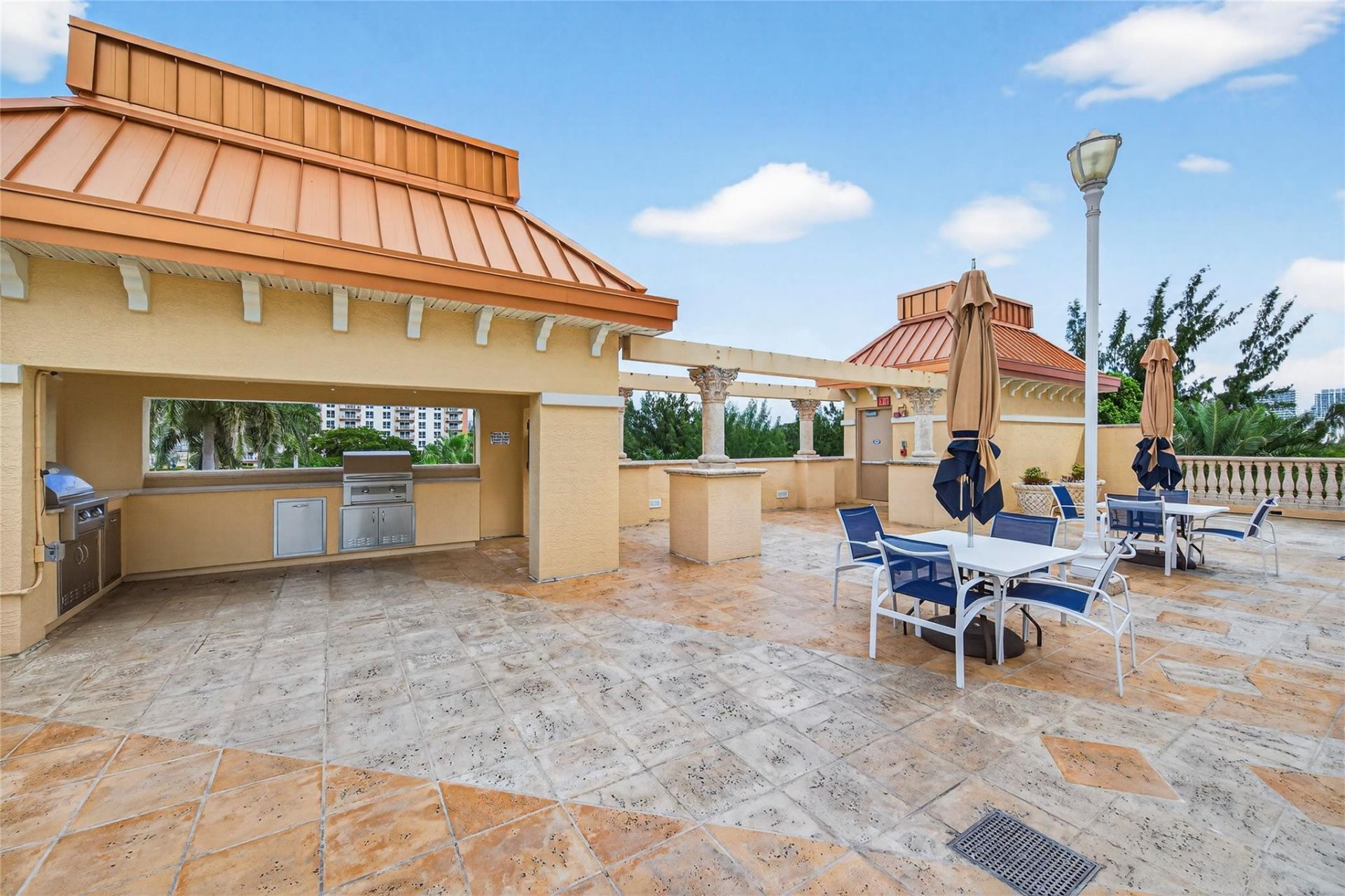 2845 NE 9th Street, Unit 806, Fort Lauderdale, FL 33304 Photo
