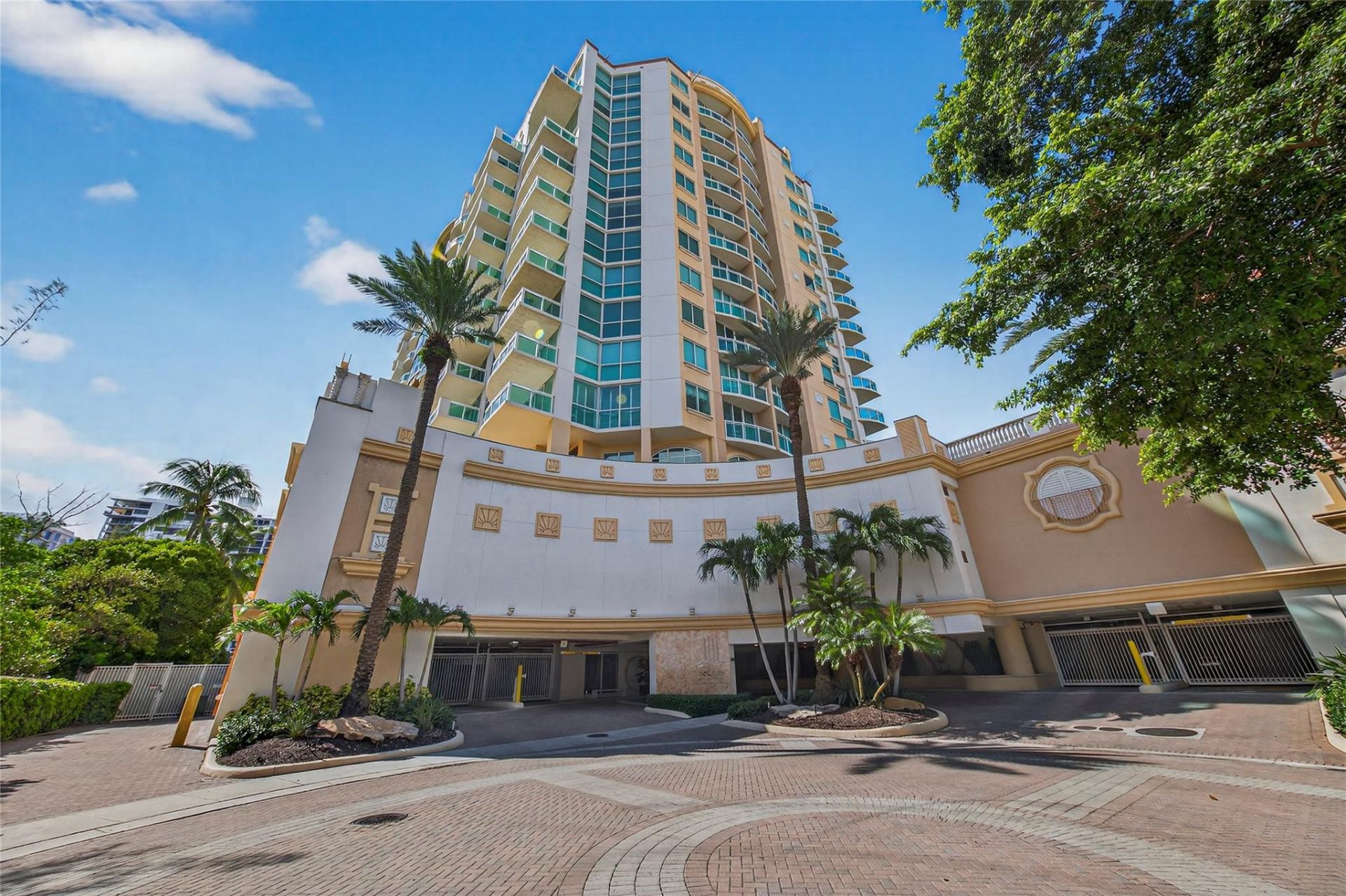 2845 NE 9th Street, Unit 806, Fort Lauderdale, FL 33304 Photo