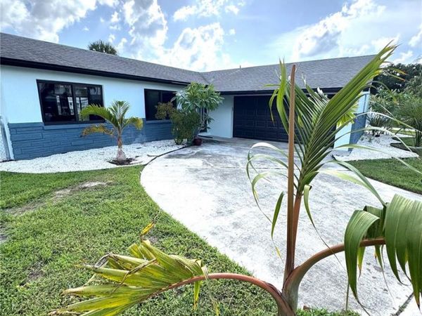 10708 DONBRESE AVENUE , TAMPA, FL 33615