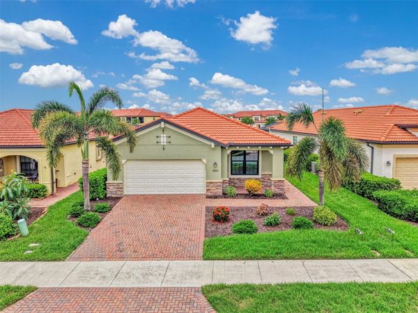 10065 COZY GROVE DRIVE , VENICE, FL 34293
