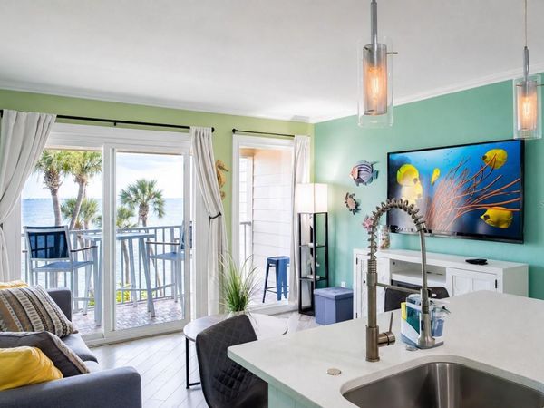 2506 N ROCKY POINT DRIVE , Unit 331, TAMPA, FL 33607