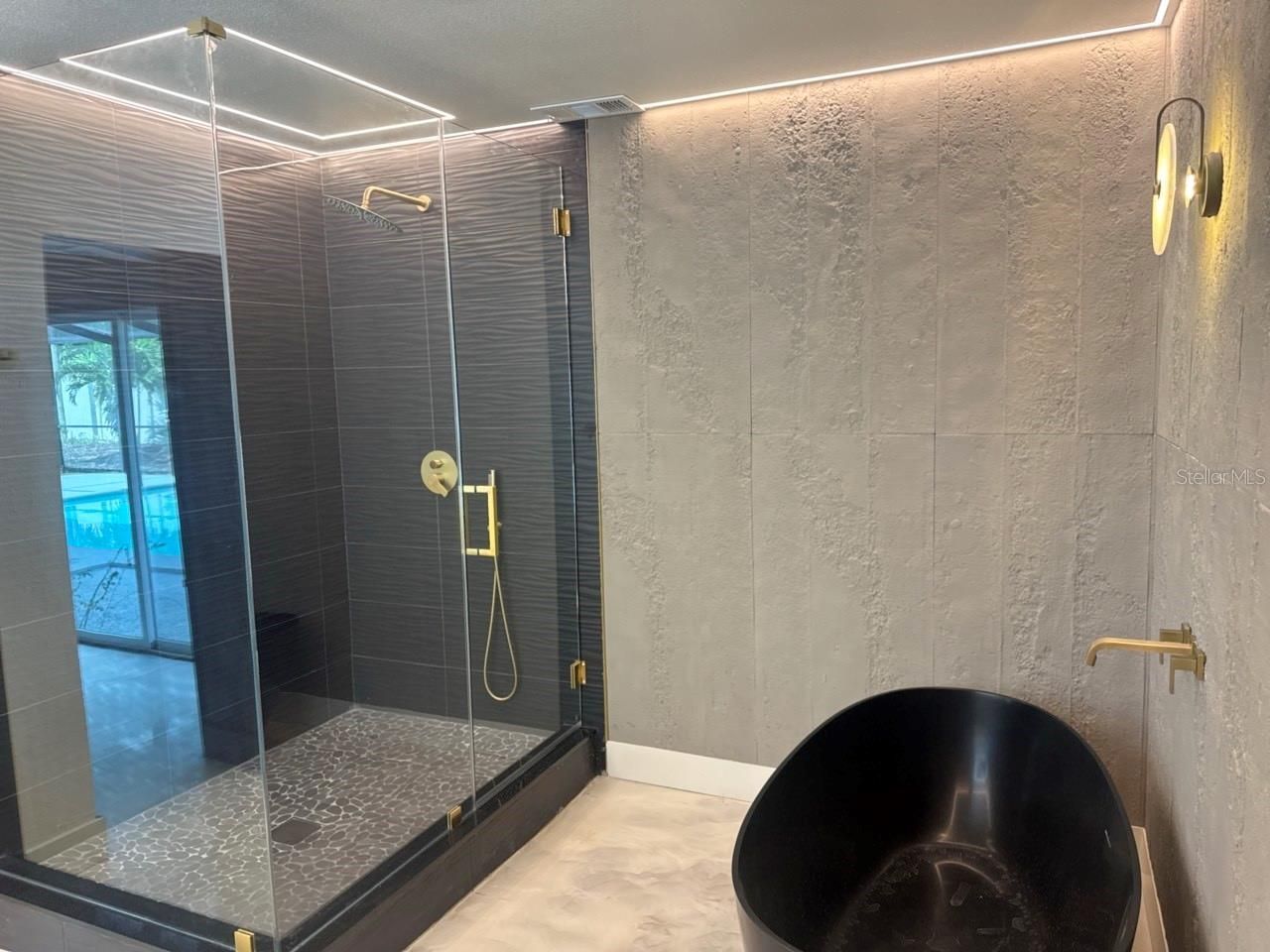 3197 Walnut Street Ne, Saint Petersburg, FL 33704 Photo