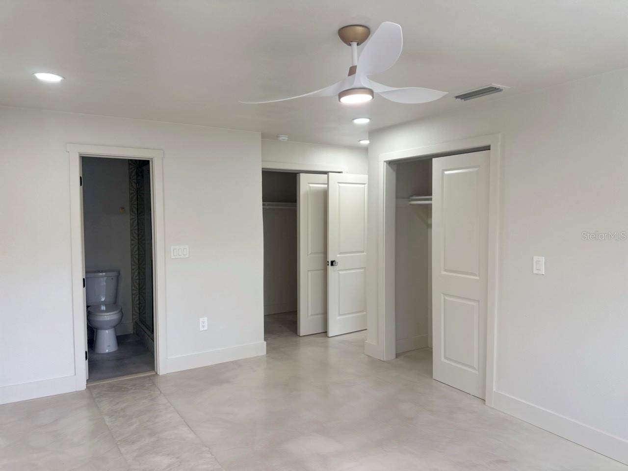 3197 Walnut Street Ne, Saint Petersburg, FL 33704 Photo