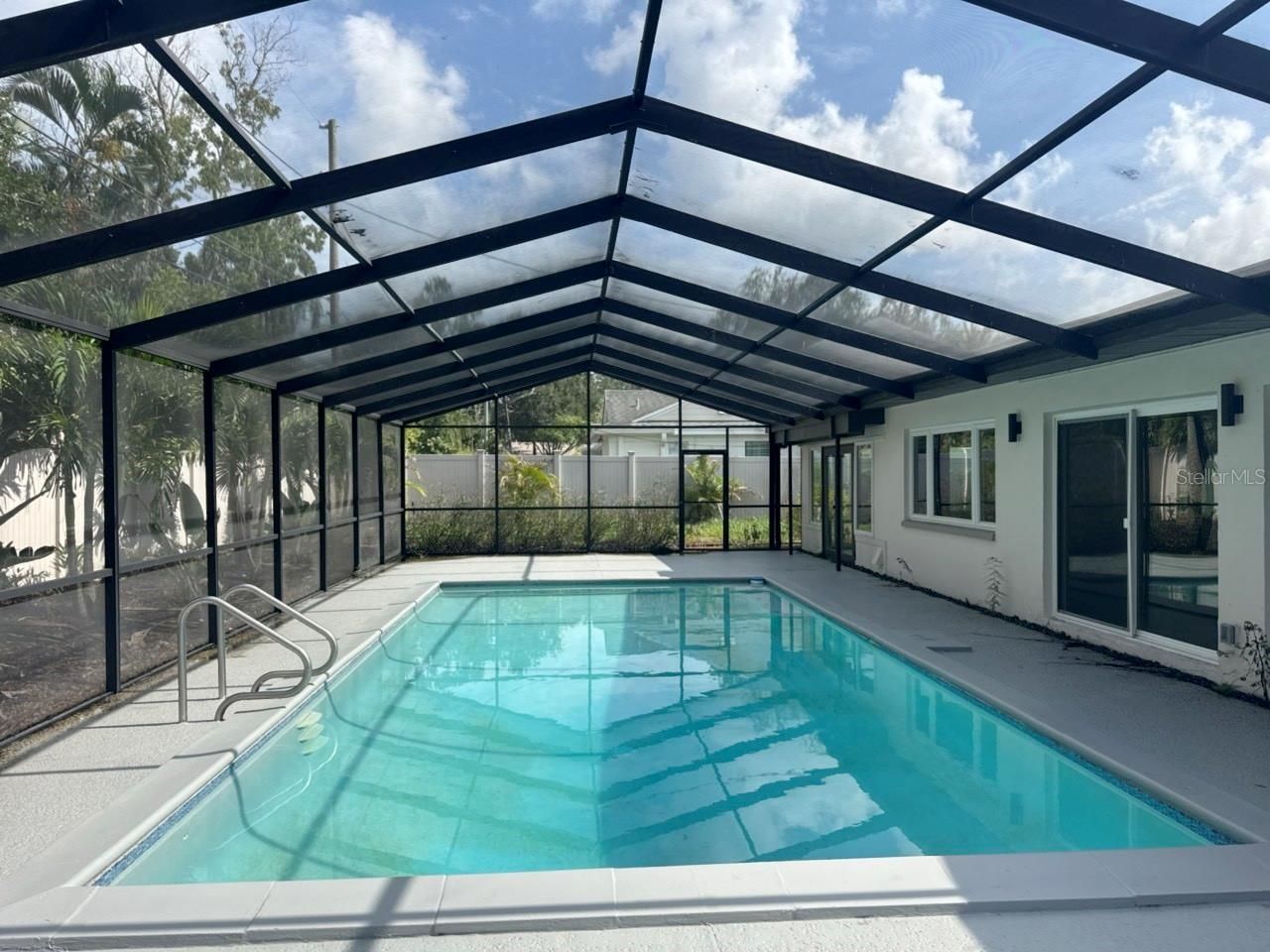 3197 Walnut Street Ne, Saint Petersburg, FL 33704 Photo