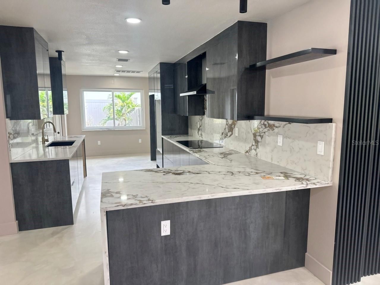 3197 Walnut Street Ne, Saint Petersburg, FL 33704 Photo
