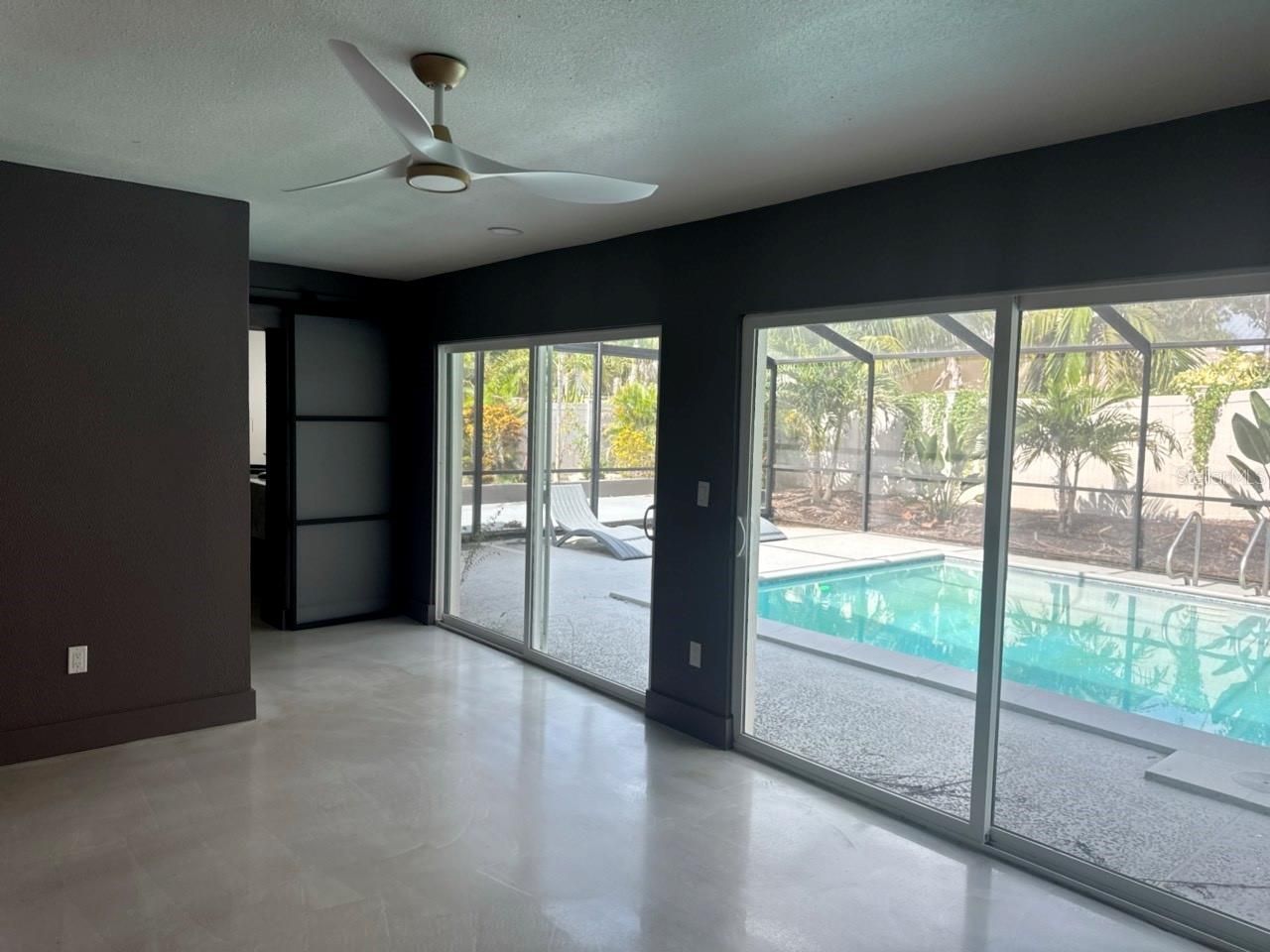 3197 Walnut Street Ne, Saint Petersburg, FL 33704 Photo