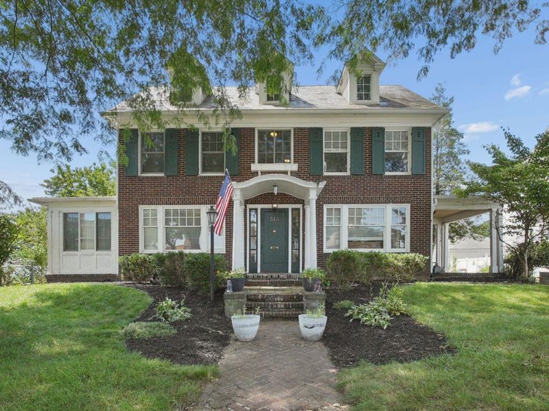 513 S Court Street, Circleville, OH 43113 Photo 1