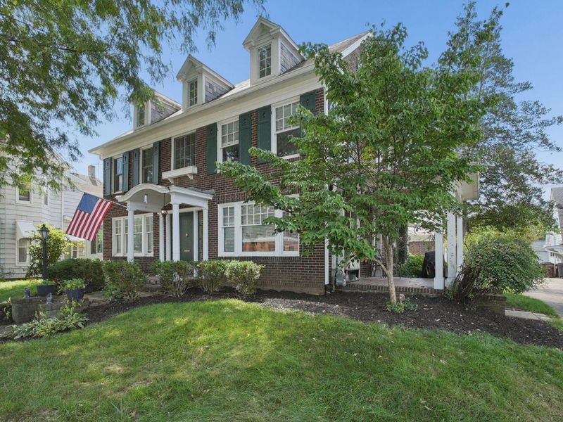 513 S Court Street, Circleville, OH 43113 Photo 3