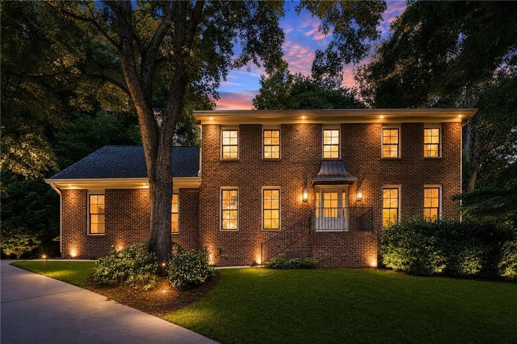 140 N Bluff, Alpharetta, GA 30004 Main Photo