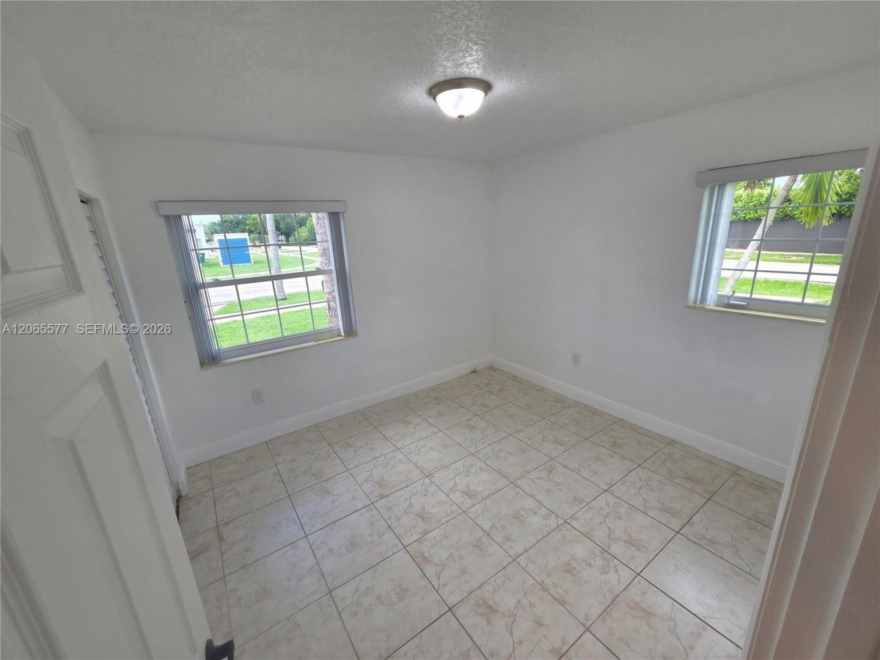 10500 SW 30th St, Miami, FL 33165 Photo