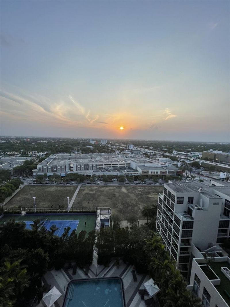 121 NE 34th St, Unit 1810, Miami, FL 33137 Photo