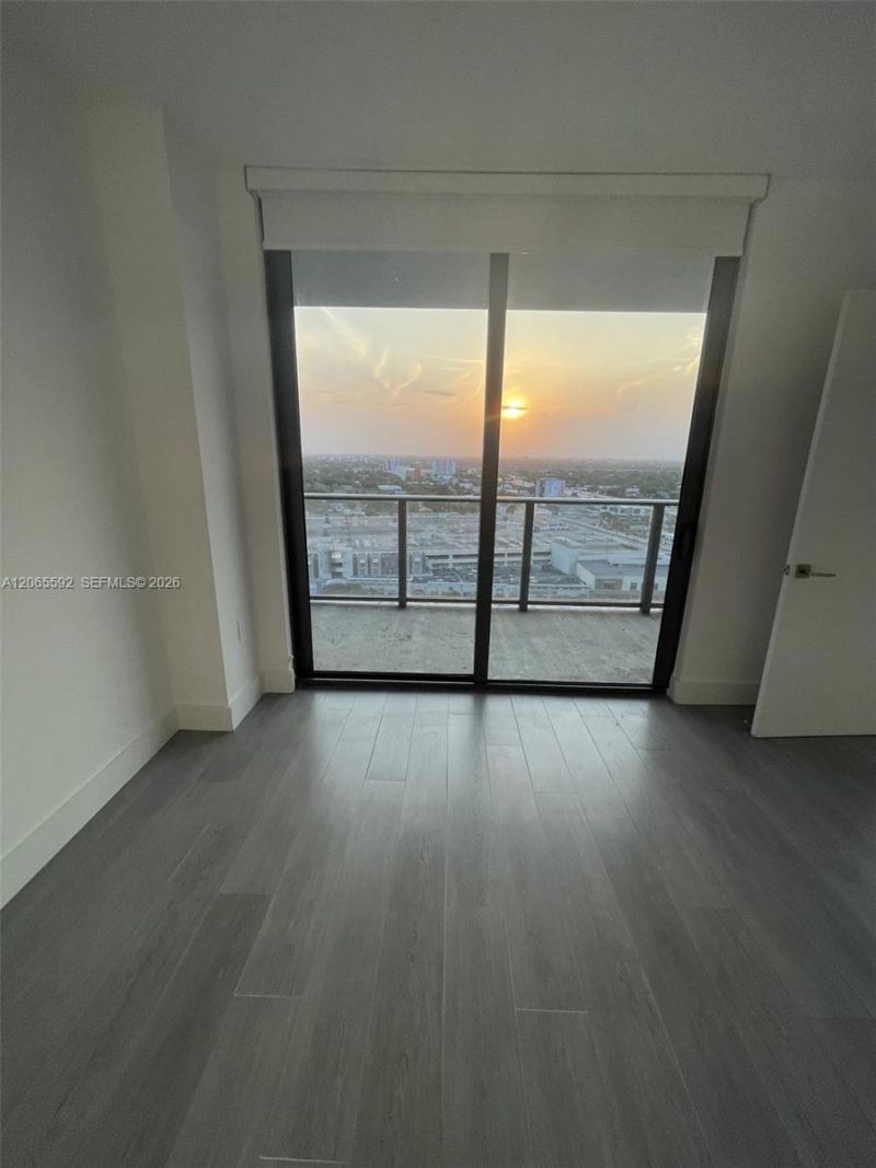 121 NE 34th St, Unit 1810, Miami, FL 33137 Photo