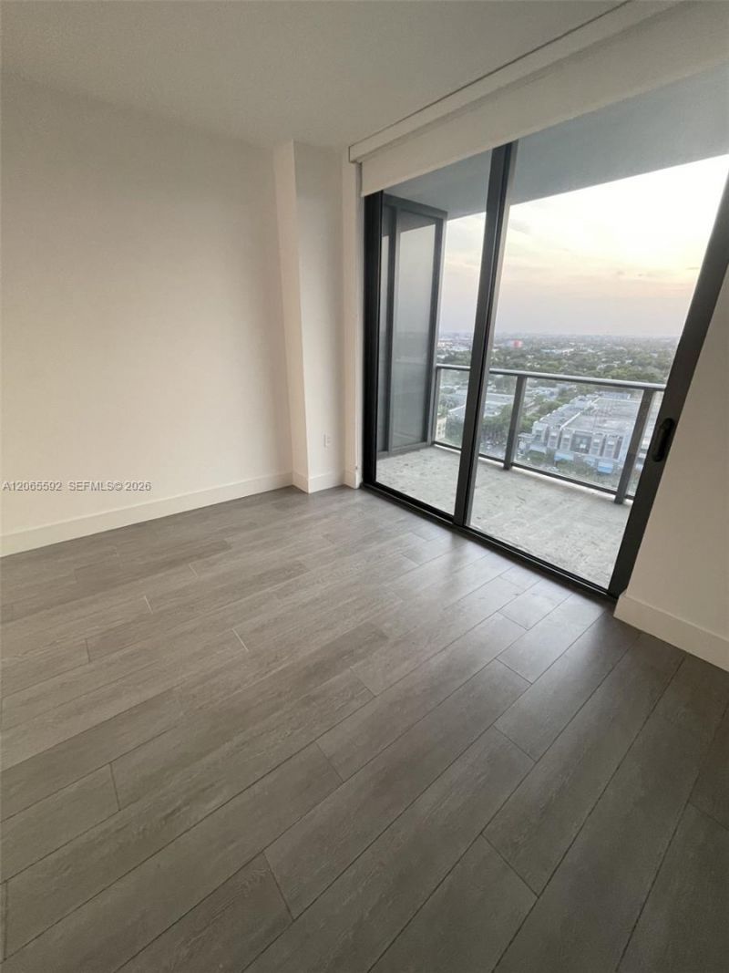 121 NE 34th St, Unit 1810, Miami, FL 33137 Photo
