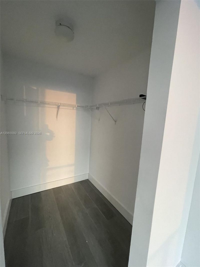 121 NE 34th St, Unit 1810, Miami, FL 33137 Photo