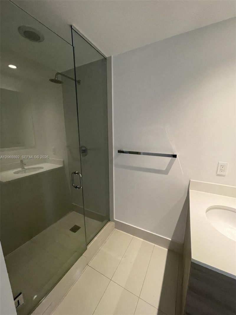 121 NE 34th St, Unit 1810, Miami, FL 33137 Photo