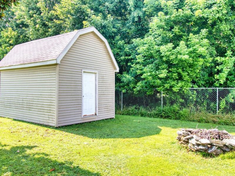 515 E Second Street, Manchester, OH 45144 Photo 18