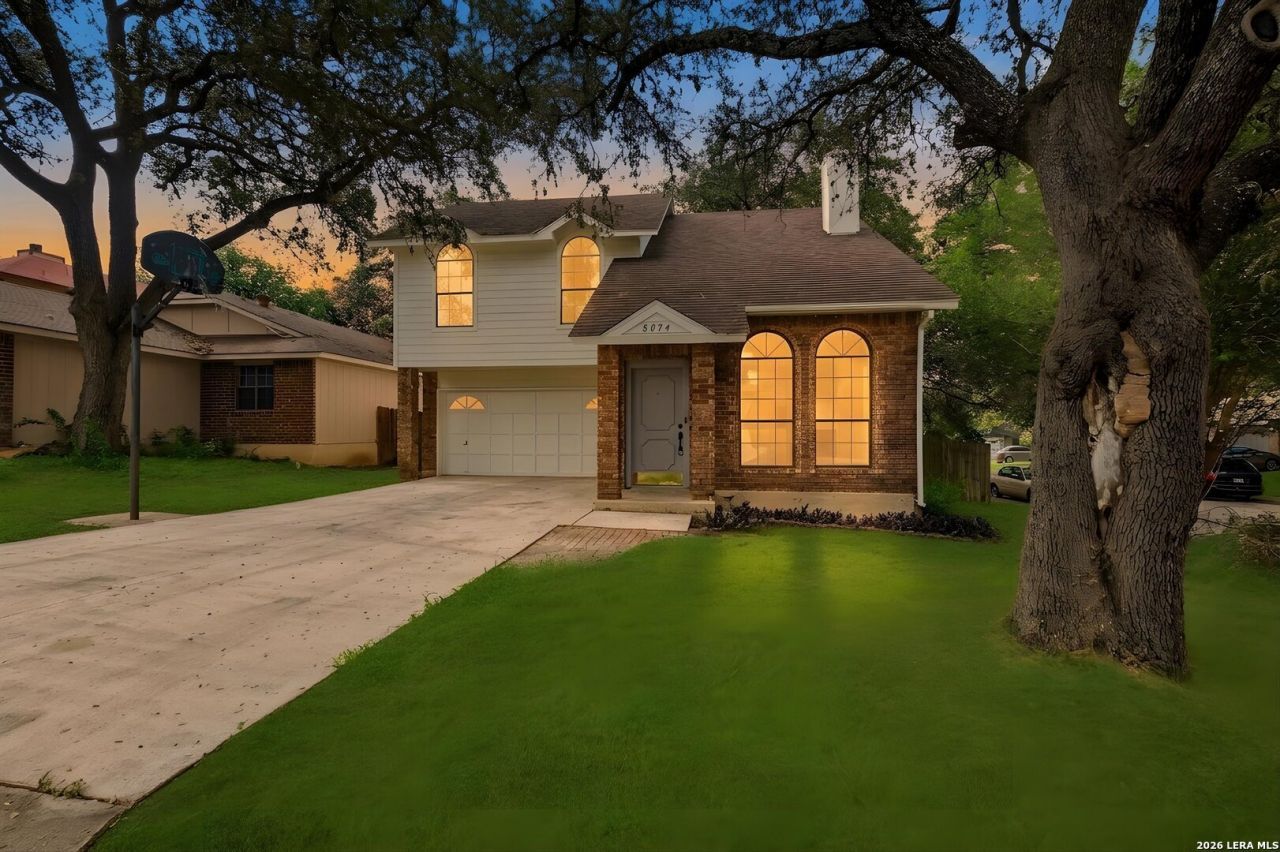 8074 Misty Cyn, San Antonio, TX 78250 Main Photo