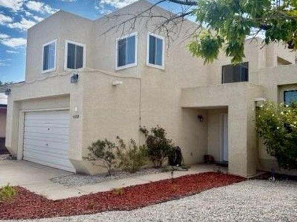 6808 Astair Avenue NW, Albuquerque, NM 87120