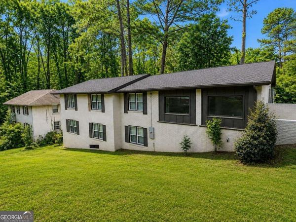2851 Headland Drive, East Point, GA 30344