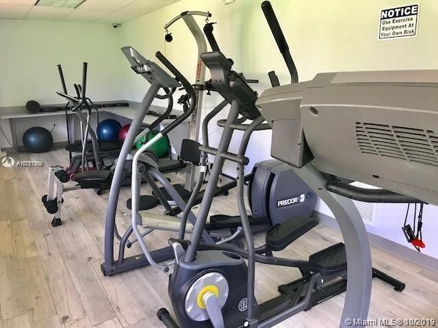 2731 Taft Street, Unit 309, Hollywood, FL 33020 Photo