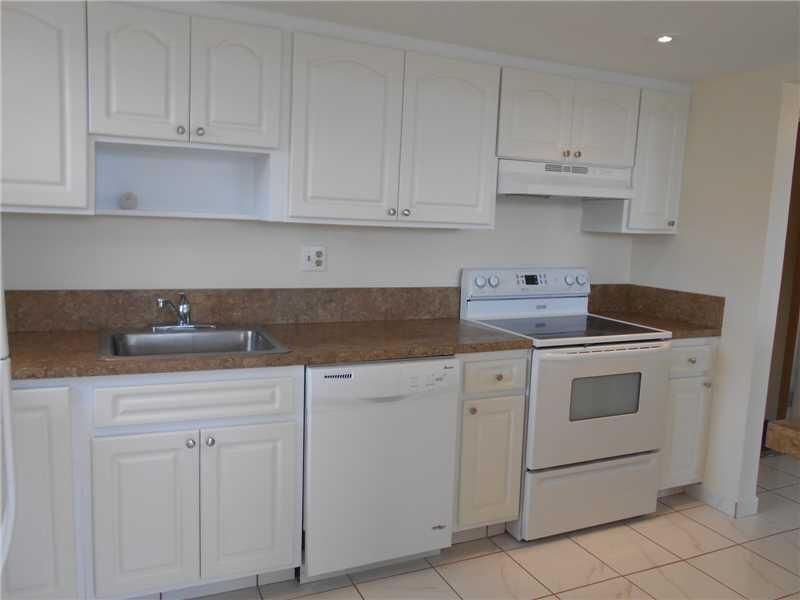 2731 Taft Street, Unit 309, Hollywood, FL 33020 Photo