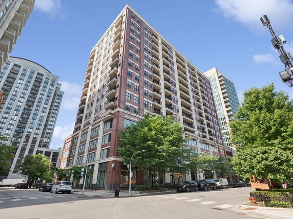 451 W Huron Street , Unit 1501, Chicago, IL 60654