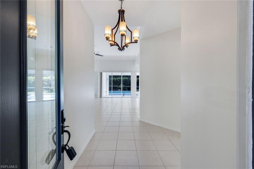 2709 Island Pond Ln, Naples, FL 34119 Photo