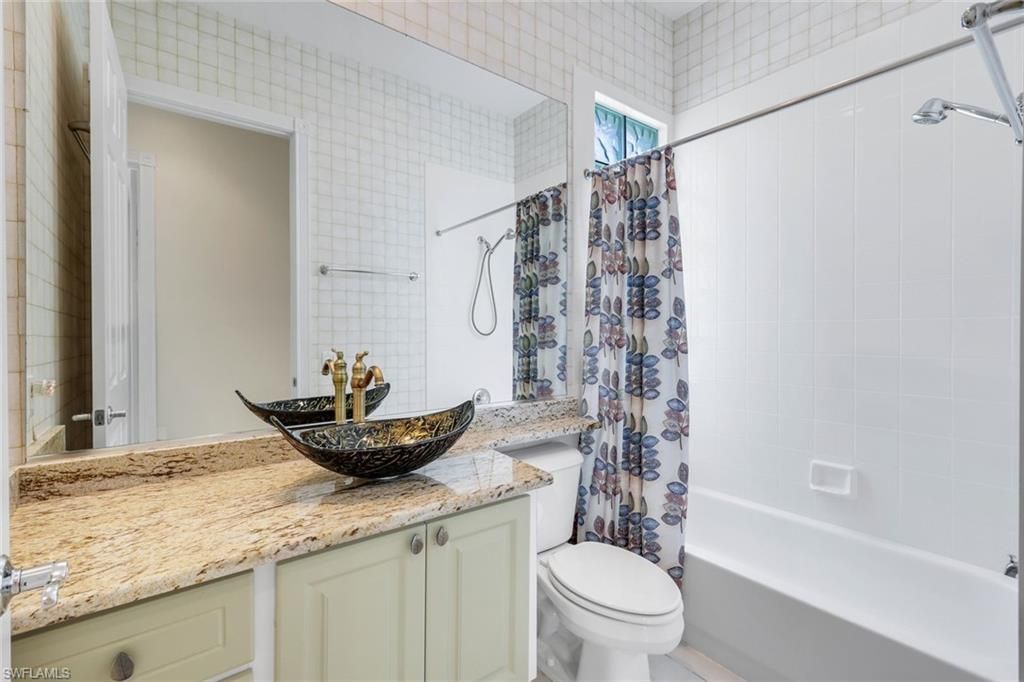2709 Island Pond Ln, Naples, FL 34119 Photo