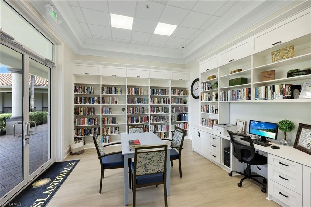 2709 Island Pond Ln, Naples, FL 34119 Photo