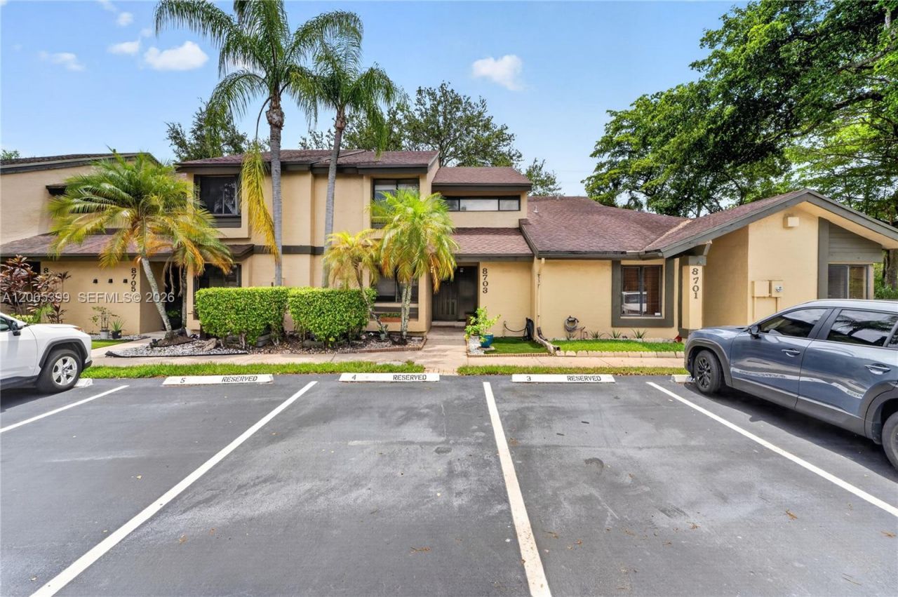 8703 Cleary Blvd, Plantation, FL 33324 Photo