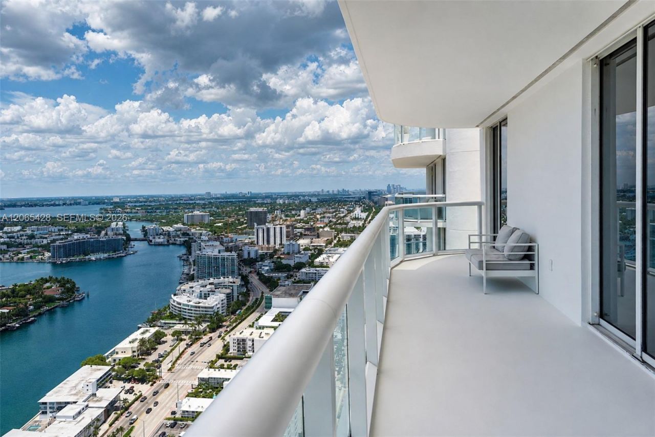 6365 Collins Ave, Unit TS-07, Miami Beach, FL 33141 Photo