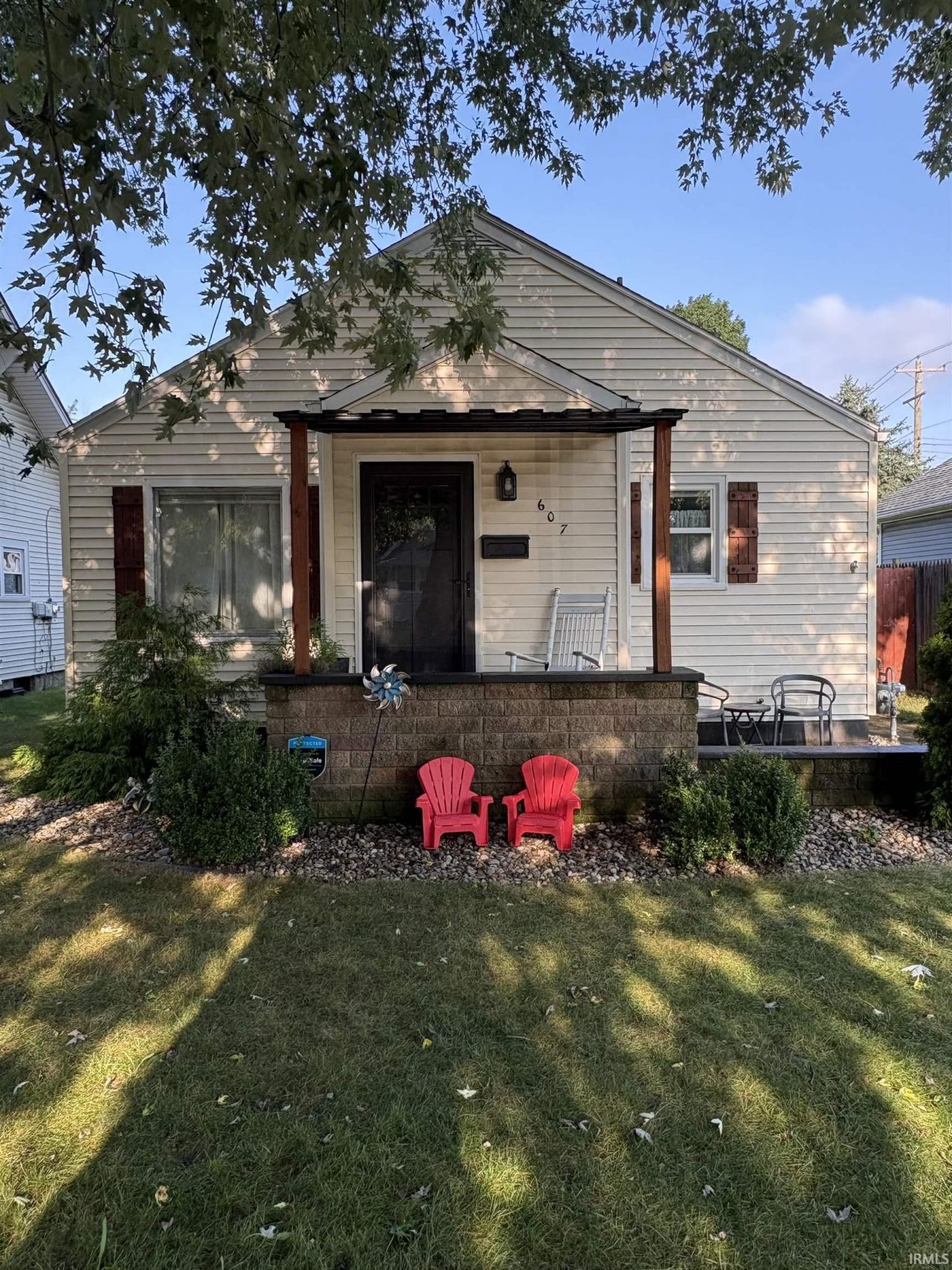 607 S 25th Street, South Bend, IN 46615 Main Photo